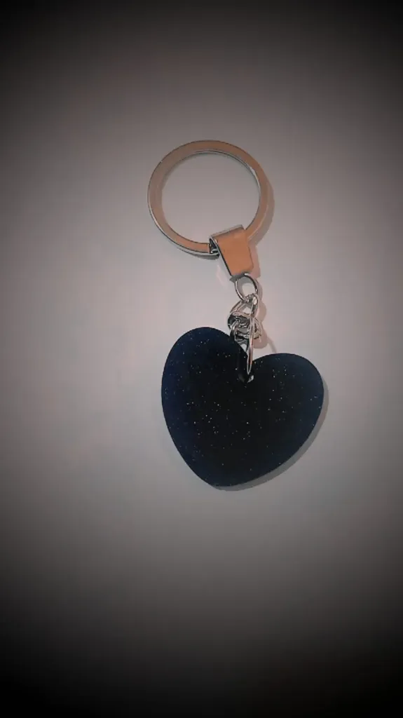 ميدالية ريزين قلب